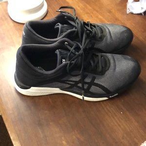 Women’s ASICS Fuel Gel